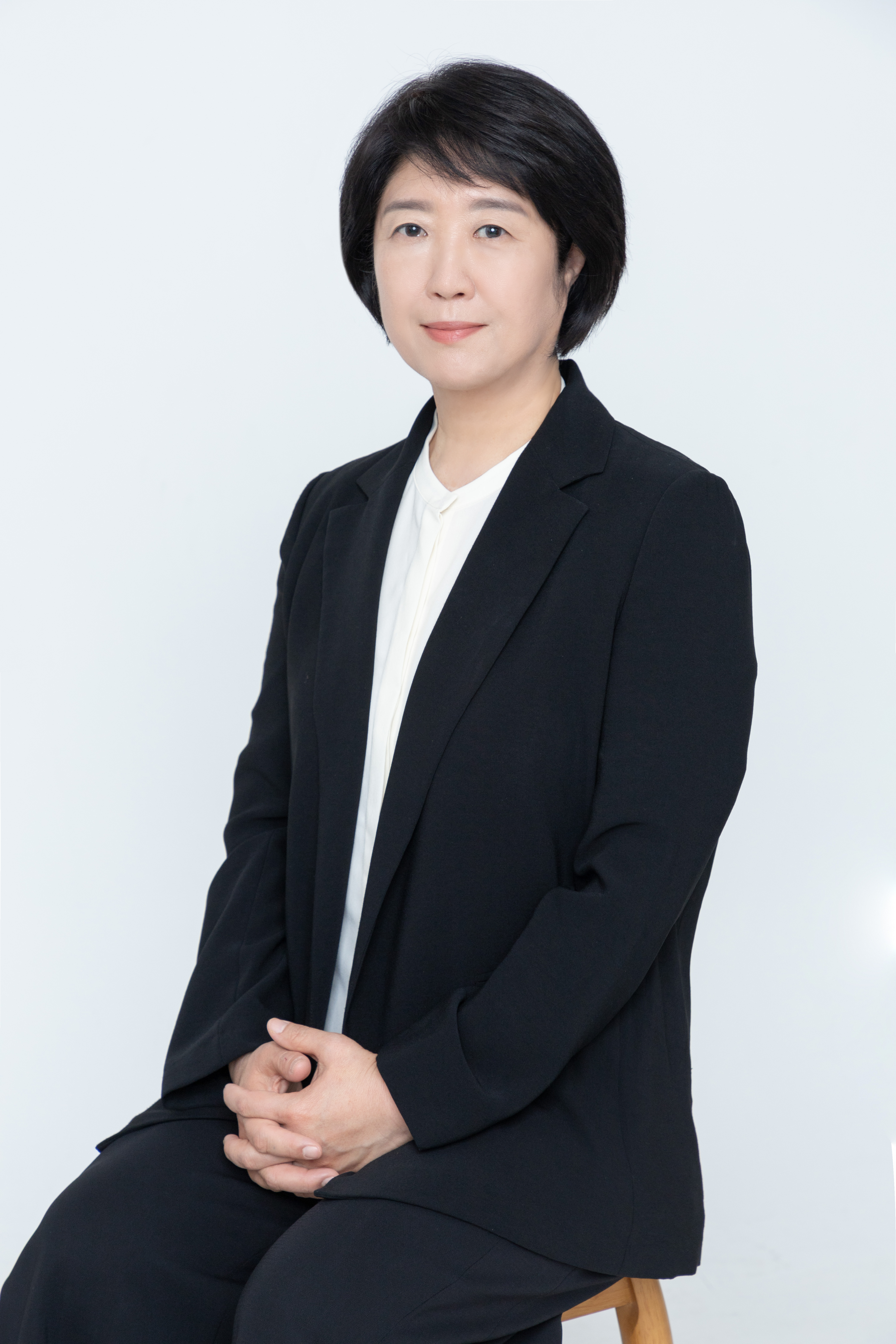 이달의 동창(2025년 10월), 이주연 덕성여대 동양화 전공 교수  대표이미지